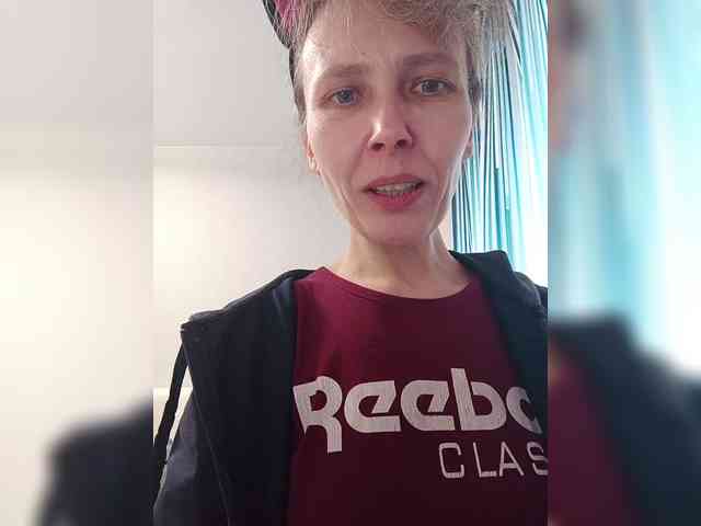 -Queen-Margo- webcam
