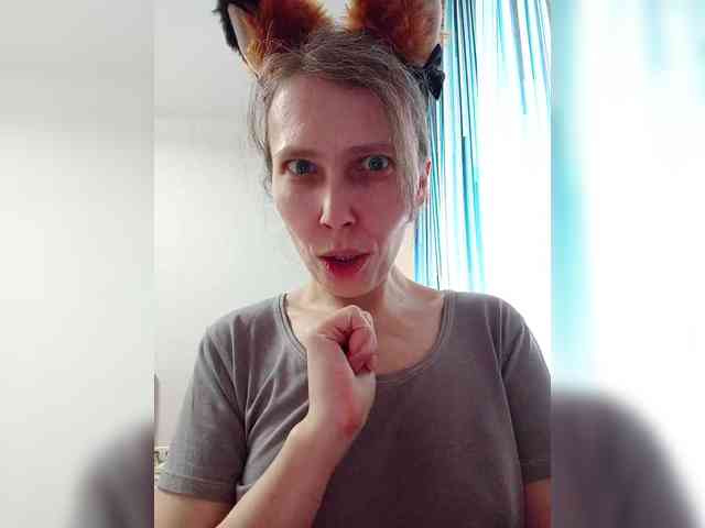 -Queen-Margo- webcam