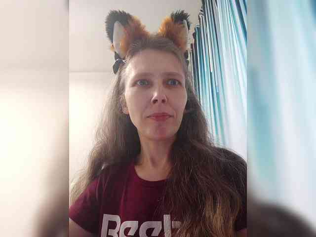 -Queen-Margo- webcam