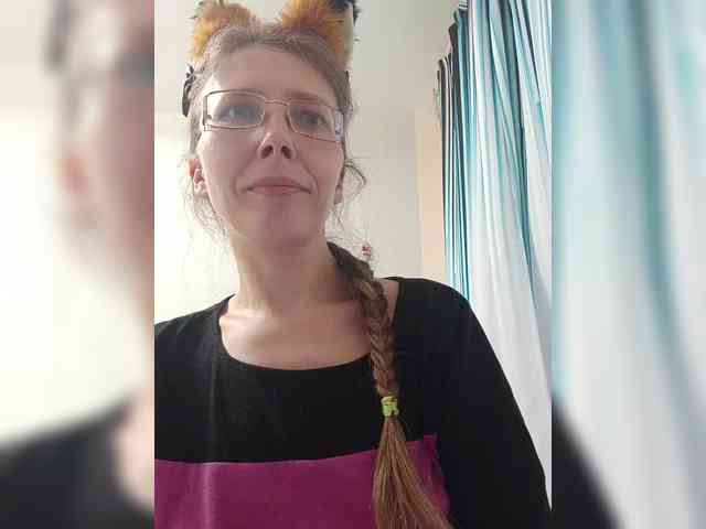 -Queen-Margo- webcam