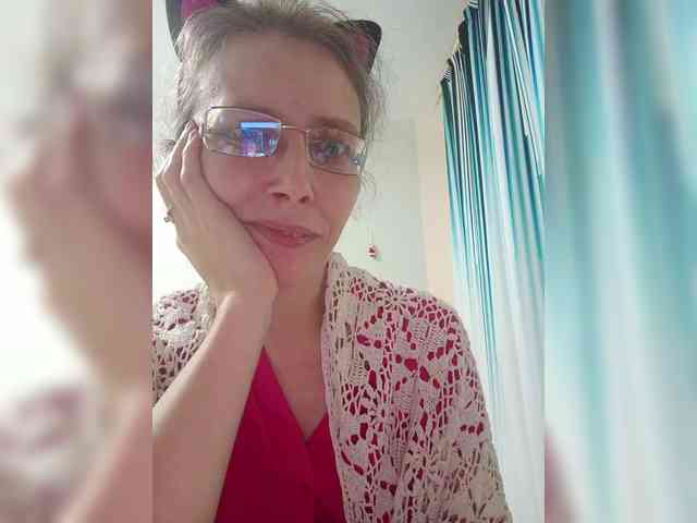 nude live chatroom -queen-margo-