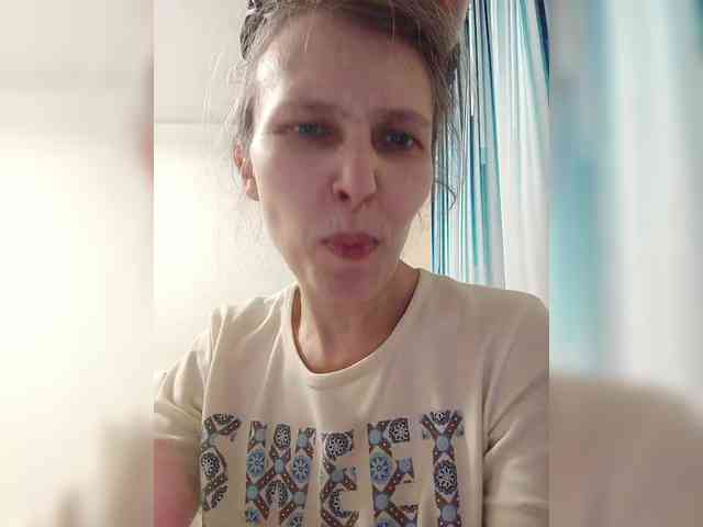 -Queen-Margo- webcam