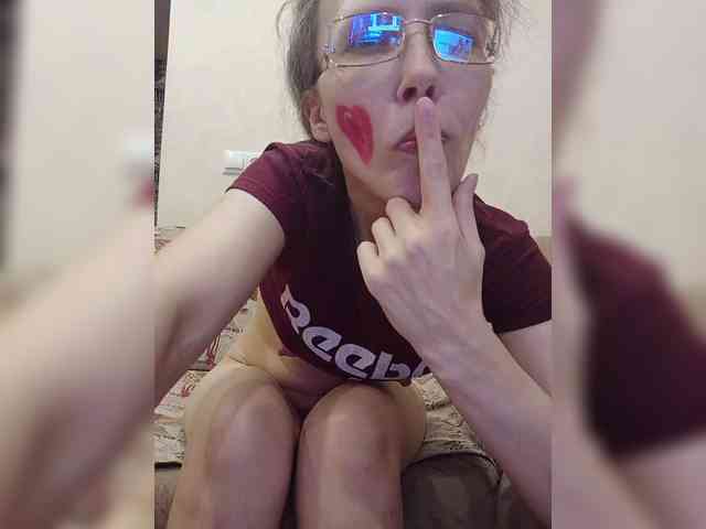 -Queen-Margo- webcam