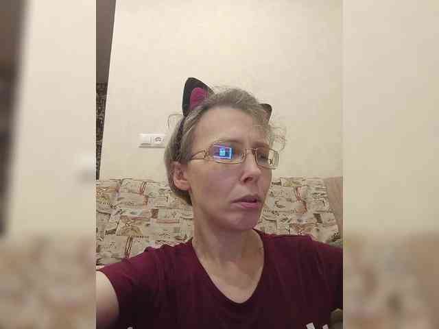 -Queen-Margo- webcam