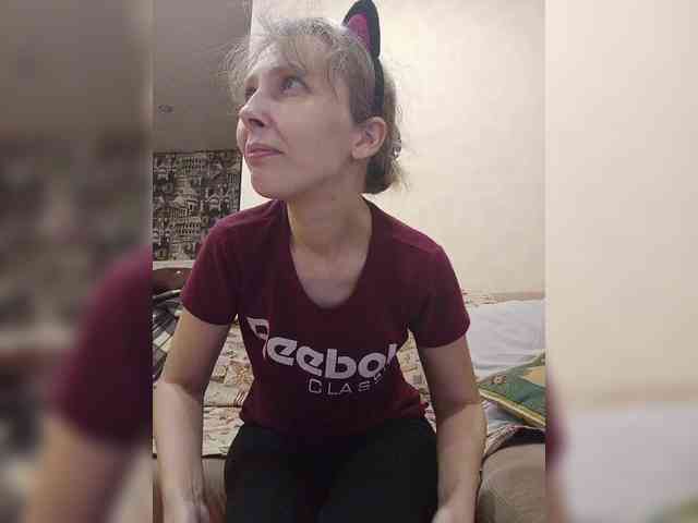 -Queen-Margo- webcam