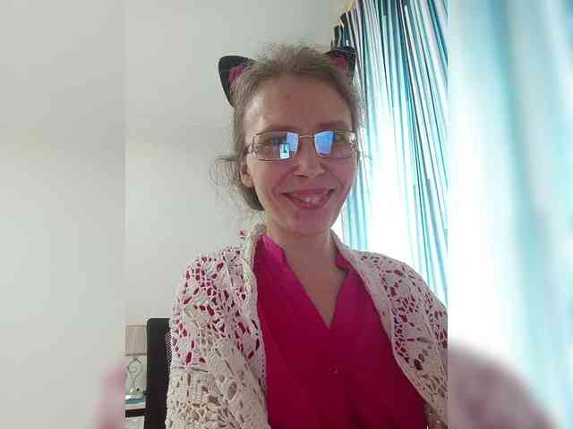 -queen-margo- Live Webcam on BongaCams