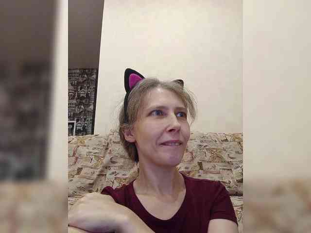 -Queen-Margo- webcam