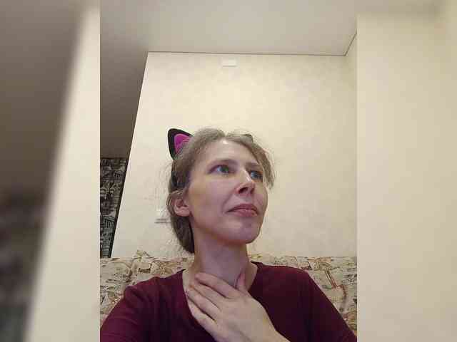 -Queen-Margo- webcam