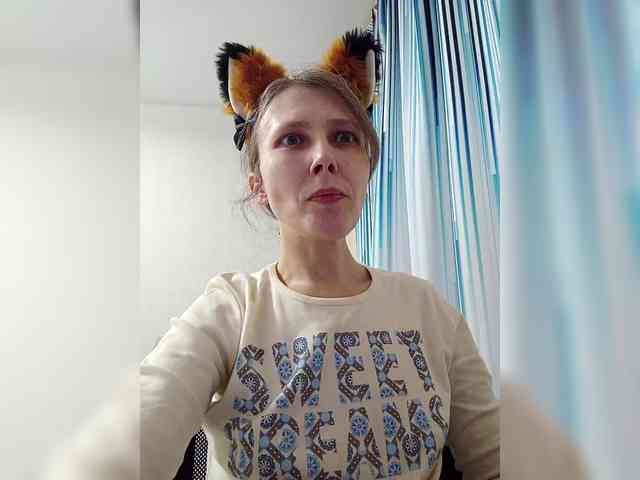 -Queen-Margo- webcam