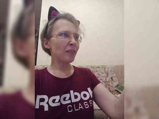 -Queen-Margo- webcam