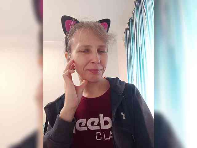 -Queen-Margo- webcam