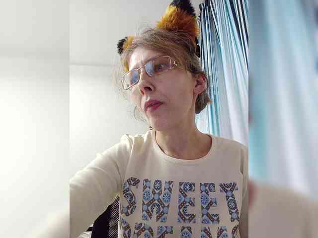 -Queen-Margo- webcam