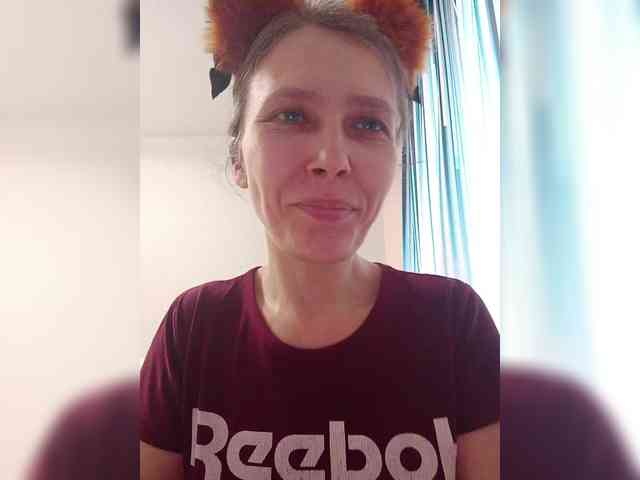 -Queen-Margo- webcam