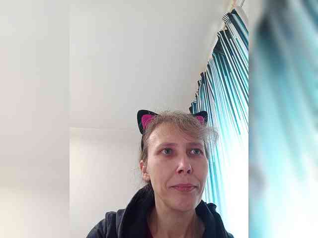 -Queen-Margo- webcam