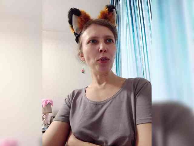 -Queen-Margo- webcam