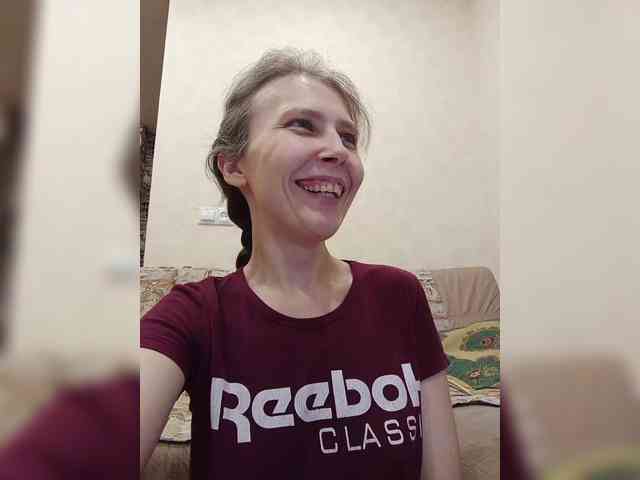 -Queen-Margo- webcam