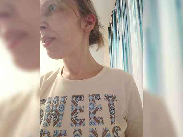 -Queen-Margo- webcam