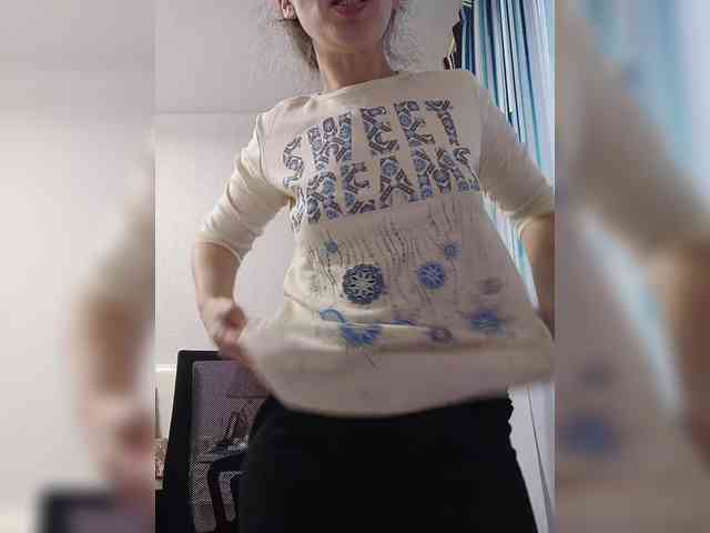 -Queen-Margo- webcam