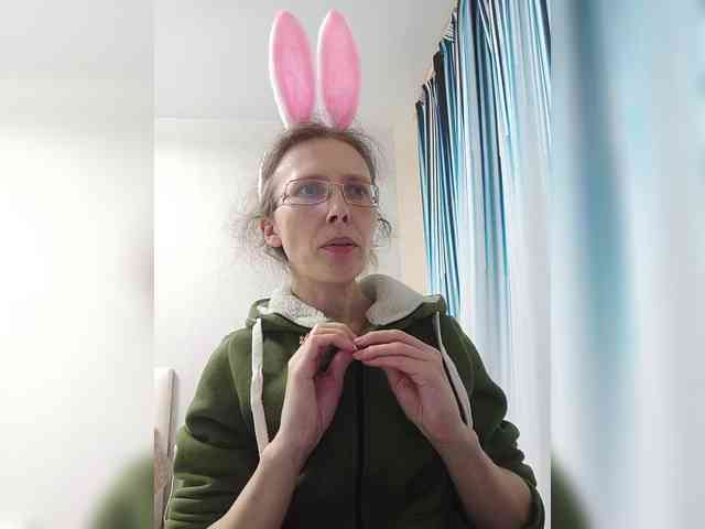 -Queen-Margo- webcam