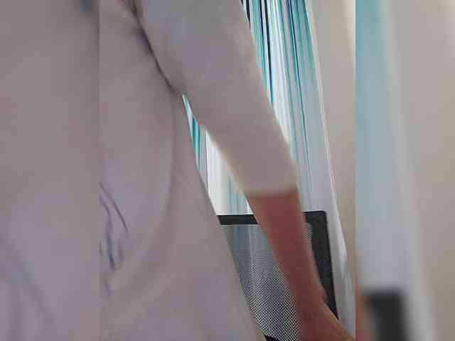 -Queen-Margo- webcam