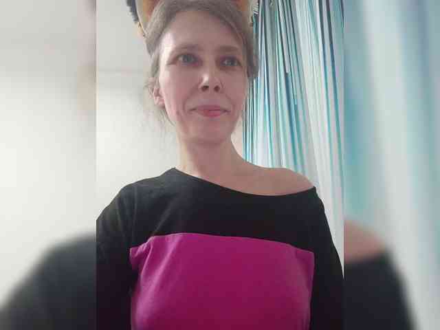 -Queen-Margo- webcam