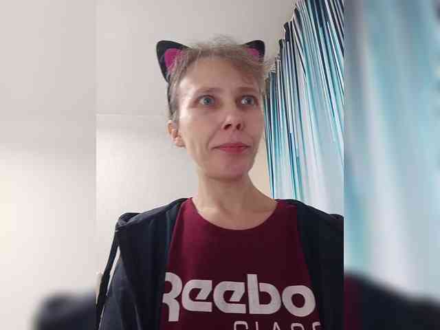 -Queen-Margo- webcam