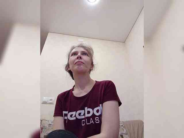 -Queen-Margo- webcam