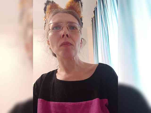 -Queen-Margo- webcam