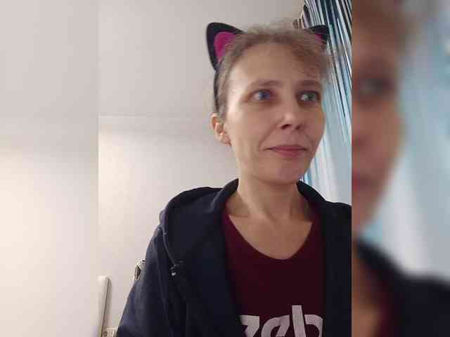 -Queen-Margo- webcam