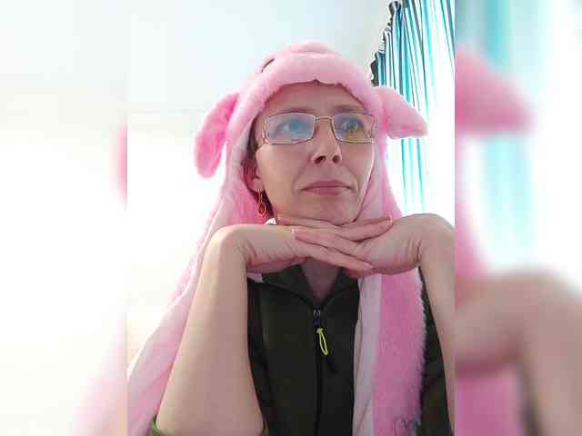 -Queen-Margo- webcam