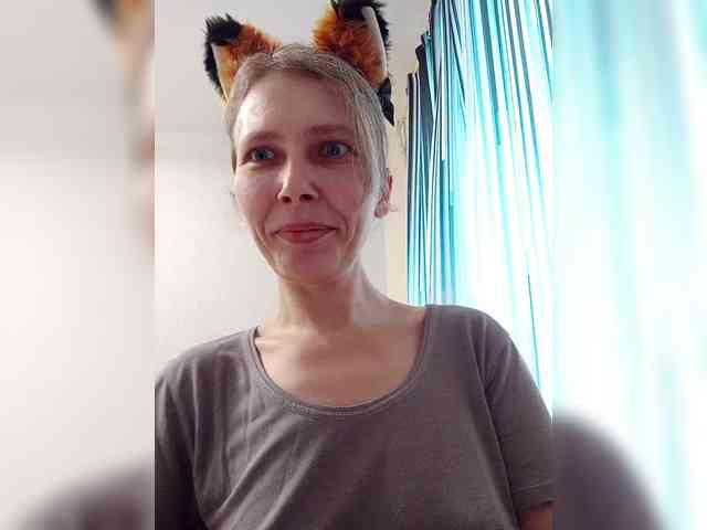 -Queen-Margo- webcam