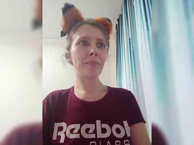 -Queen-Margo- webcam