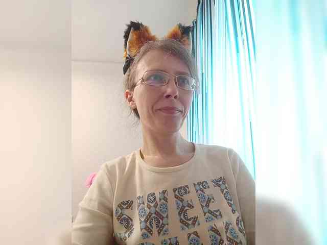 -Queen-Margo- webcam