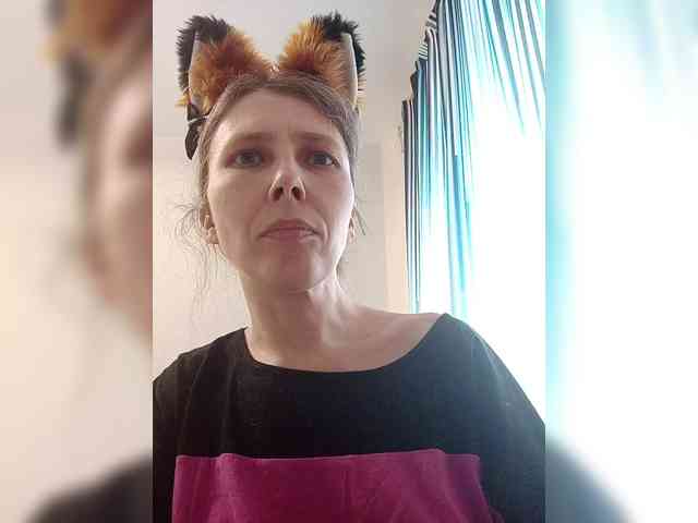 -Queen-Margo- webcam