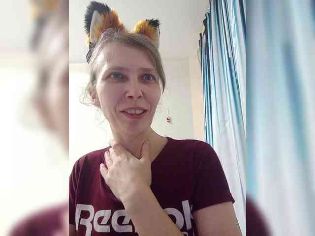 -Queen-Margo- webcam