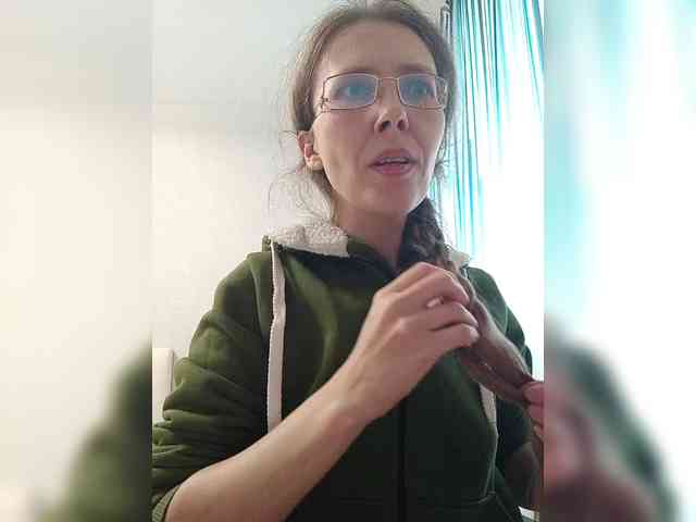 -Queen-Margo- webcam