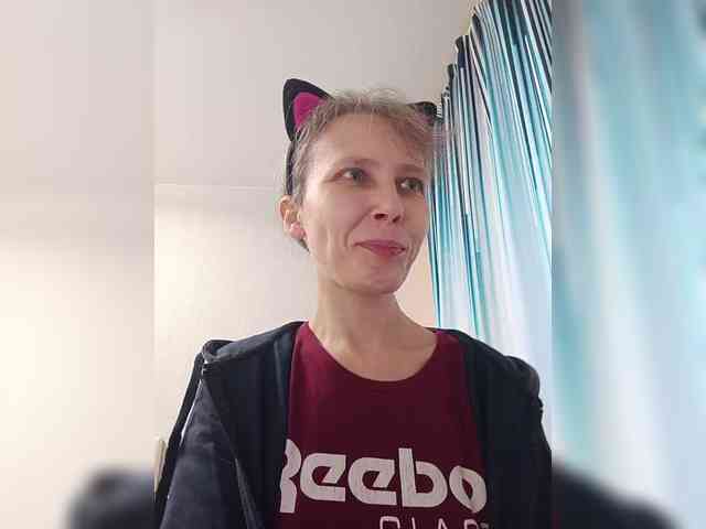 -Queen-Margo- webcam
