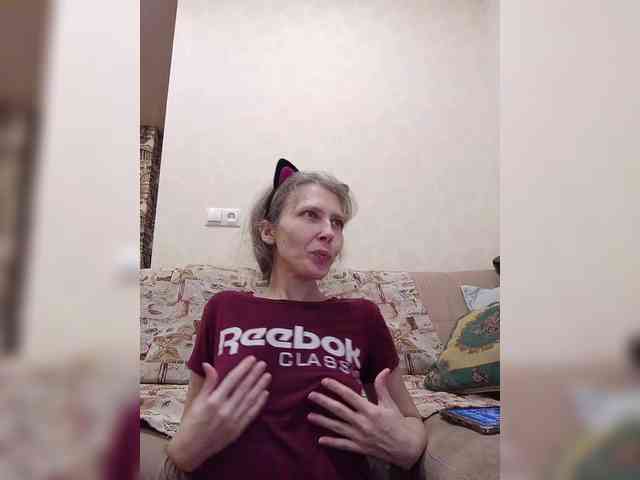 -Queen-Margo- webcam