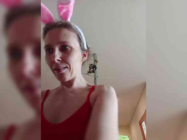 -Queen-Margo- webcam