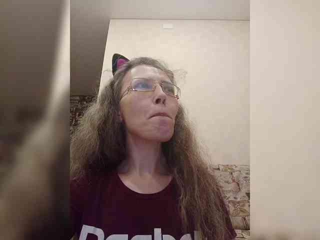 -Queen-Margo- webcam