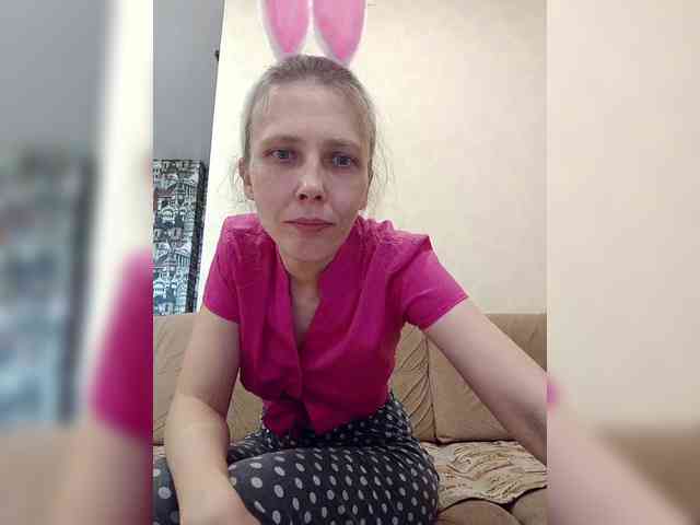 -Queen-Margo- webcam