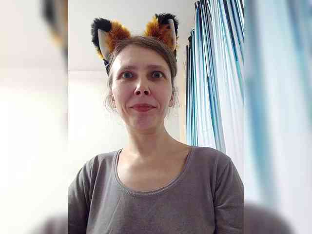 -Queen-Margo- webcam