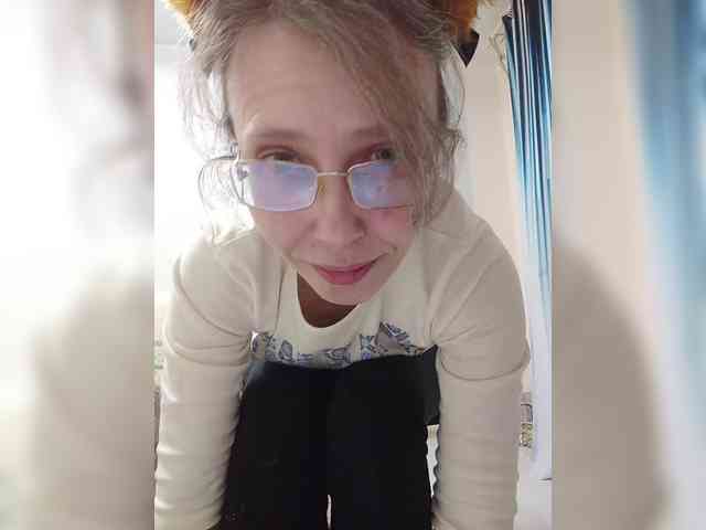 -Queen-Margo- webcam