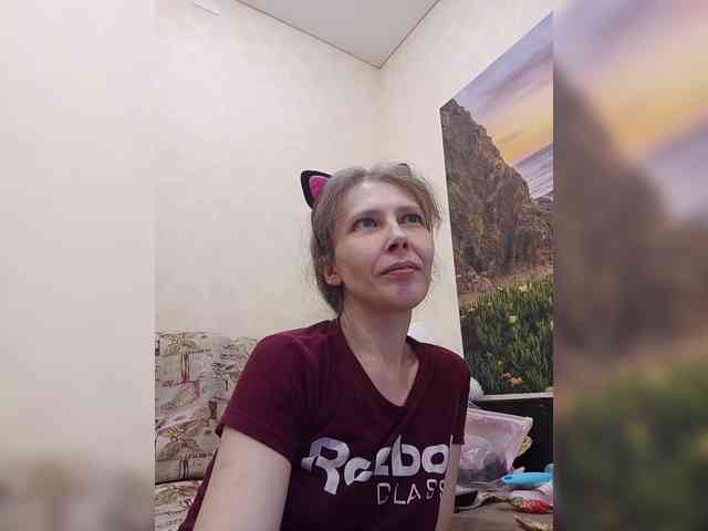 -Queen-Margo- webcam