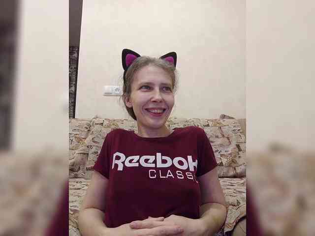 -Queen-Margo- webcam