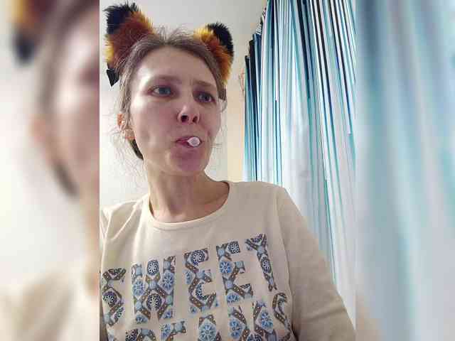 -queen-margo- -queen-margo-