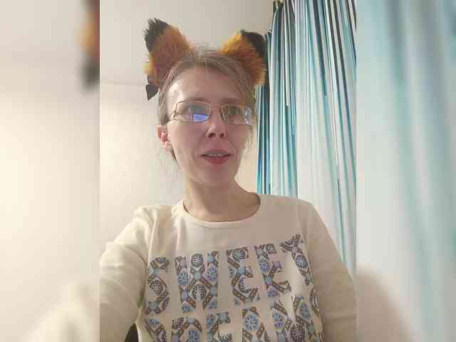 -Queen-Margo- webcam