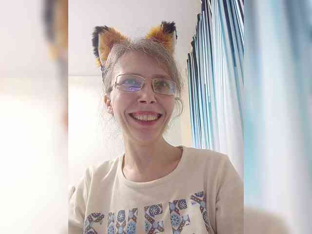 -Queen-Margo- webcam