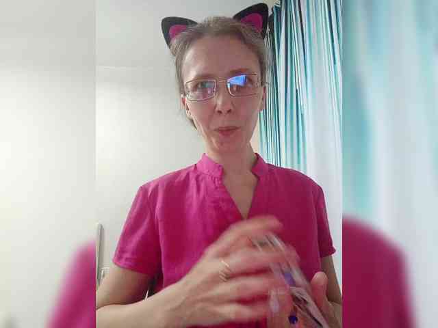 -Queen-Margo- webcam