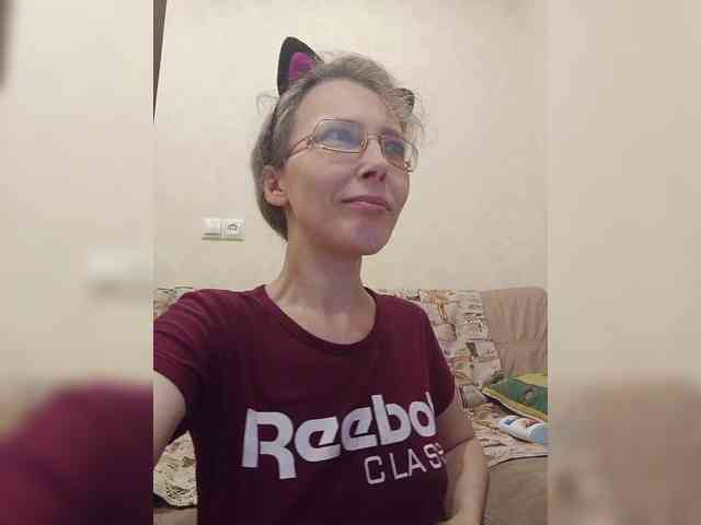 -Queen-Margo- webcam